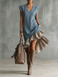 Women's V-neck Sleeveless Paneled Dress